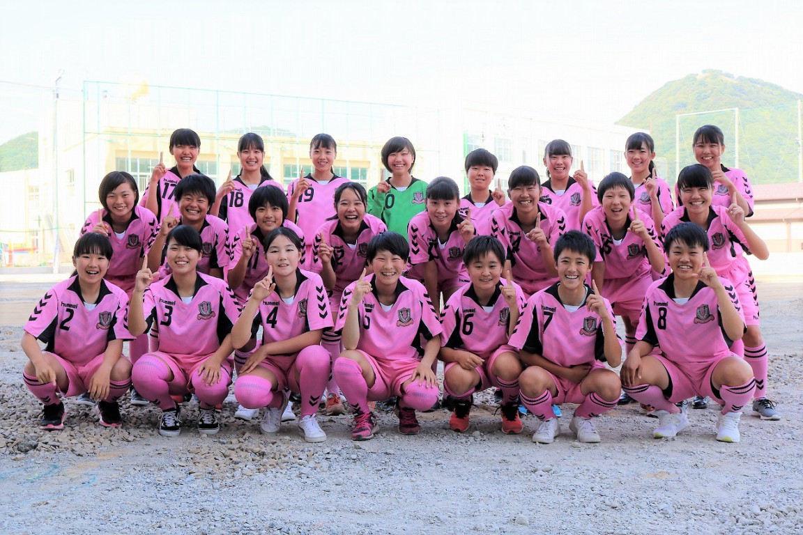 女子サッカー部 鳥取城北高等学校 女子サッカー部 鳥取城北高等学校